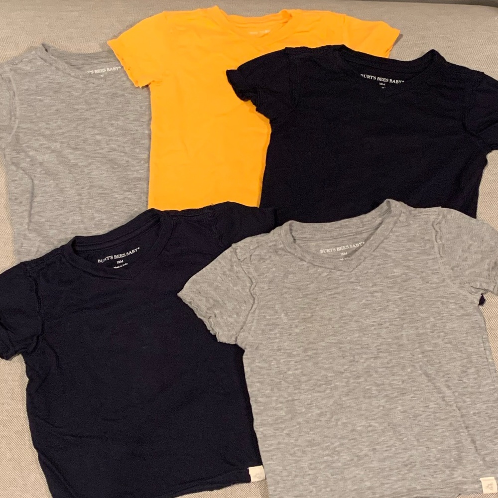 5 Burts Bees V-neck T-shirts’!!! - Picture 2 of 5